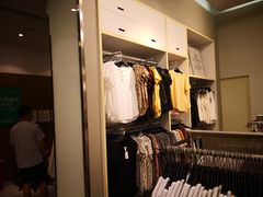 -H&M(鹏欣水游城店)