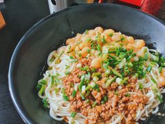 -丽影重庆小面(定西路店)