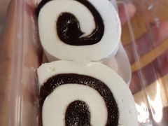 豆沙奶卷-牛姥姥牛奶酪
