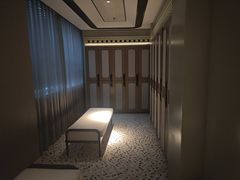 -浅深(世茂滨江精品店)