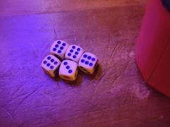 -Helens海伦司小酒馆(王家湾人信汇店)