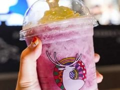 葡萄胶原酸奶冻-luckincoffee瑞幸咖啡(香港名店街店)