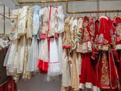 点击看大图 -艾拉·女王婚纱礼服馆