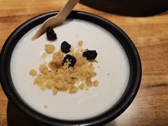 自制酸奶-耶里夏丽·丝路新疆菜·清真食品(徐汇南丹东路臻选店)