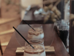 -C.Y Cafe