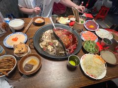 -萍姐火锅·公路夜市(武汉首店)