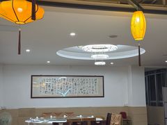 -品香菜馆(旗峰路中侨大厦店)