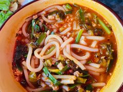 小锅米线-朱家小厨(红塔西路店)