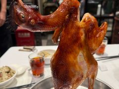 充满肉汁的大鸡腿子-五稻厨房粤西菜(新闻店)