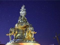 -峨嵋山金顶