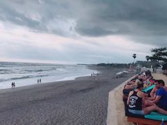 -FINNS Beach Club