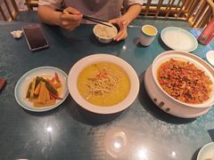-呷湘厨·鱼汤捞饭·剁椒鱼头·辣椒炒肉(国家会展中心店)