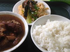 -万盛园炖肉馆(云峰店)