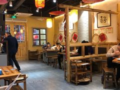 大堂-锅来乐地锅鸡(安亭店)