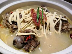 金华砂锅-骨捞专家·金华砂锅(西田城购物中心店)