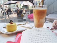 -UNI UNI(环亚凯瑟琳店)