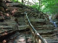-爱情山风景区
