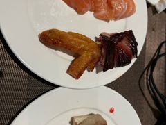 -大中华希尔顿酒店-念自助餐·嗨啤·小龙虾