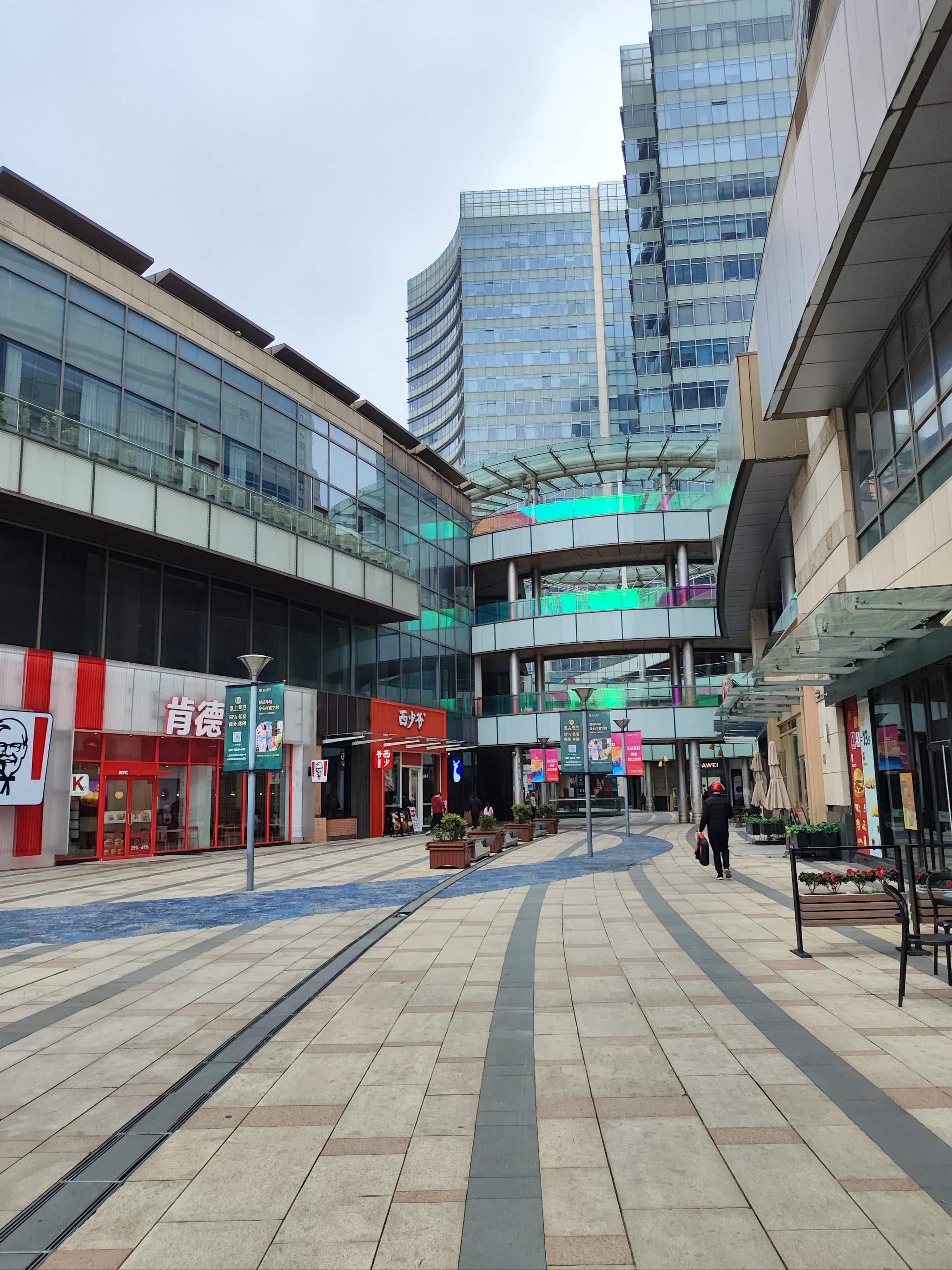 黄浦绿地缤纷城啥情况