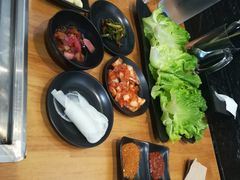 -肉甲韩国木炭烤肉(新壹街1店)