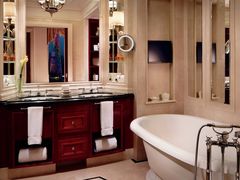 -广州富力丽思卡尔顿酒店