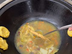 -山妹子铁锅炖