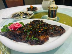梅菜笋壳鱼-利鸿私宴(南京路步行街店)