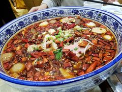-渝君重庆火锅(嘉宾路店)