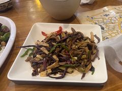 -小厨子私房菜·云南美食店