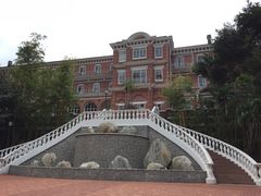 -香港大学