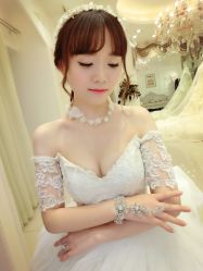 艾米丽新娘造型-艾米丽婚纱礼服