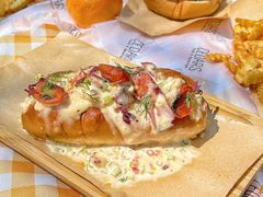 -LESCEDARS Brasserie Bistro香柏树