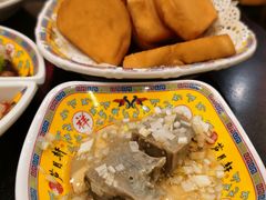 炸馒头片带臭豆腐-芦月轩羊蝎子(北蜂窝店)