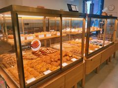 面包甜点陈列柜-石头先生的烤炉(济南领秀城贵和店)