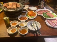 -辛氏火炉·韩式古法烤肉(松北店)