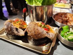 -围炉肉舍•炭烤活鳗•丹东海鲜烤肉(步行街店)