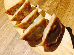 -新梅华·茶点餐厅(欧尚店)