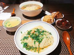 咸蛋黄狮子头-十面春风·江南面馆(崇宁路店)