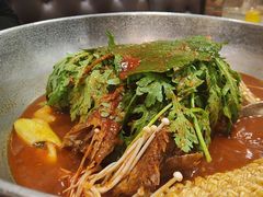 -喇喇排骨火锅·传统韩式脊骨汤(望京西园总店)