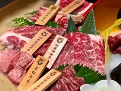 -铭牛烧肉·和牛海鲜自助(高新月牙湖店)