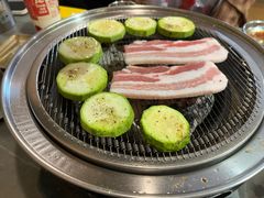 -围炉肉舍丹东海鲜烤肉·烤活鳗(步行街店)