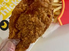 -麦当劳(乳山路店)