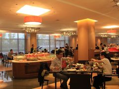 -新地酒店-湖畔自助餐厅