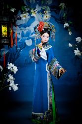 点击看大图 -九月鹰飞汉服摄影工作室