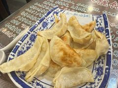 马蹄锅贴-长人馄饨铺(解放街店)
