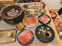 -龙虾奇迹泥炉烤肉(大华三路店)