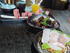 -湊湊火锅·茶憩(新中关购物中心店)