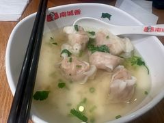 虾仁大馄饨-南城香(北京南站店)