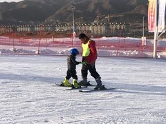 -荣盛康旅野三坡滑雪场