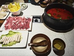 -贵府酸汤牛肉火锅·贵州老字号(飞山街店)
